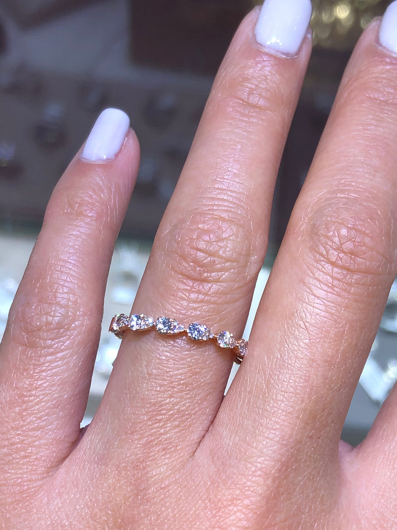 14K Gold Pear Shape Band